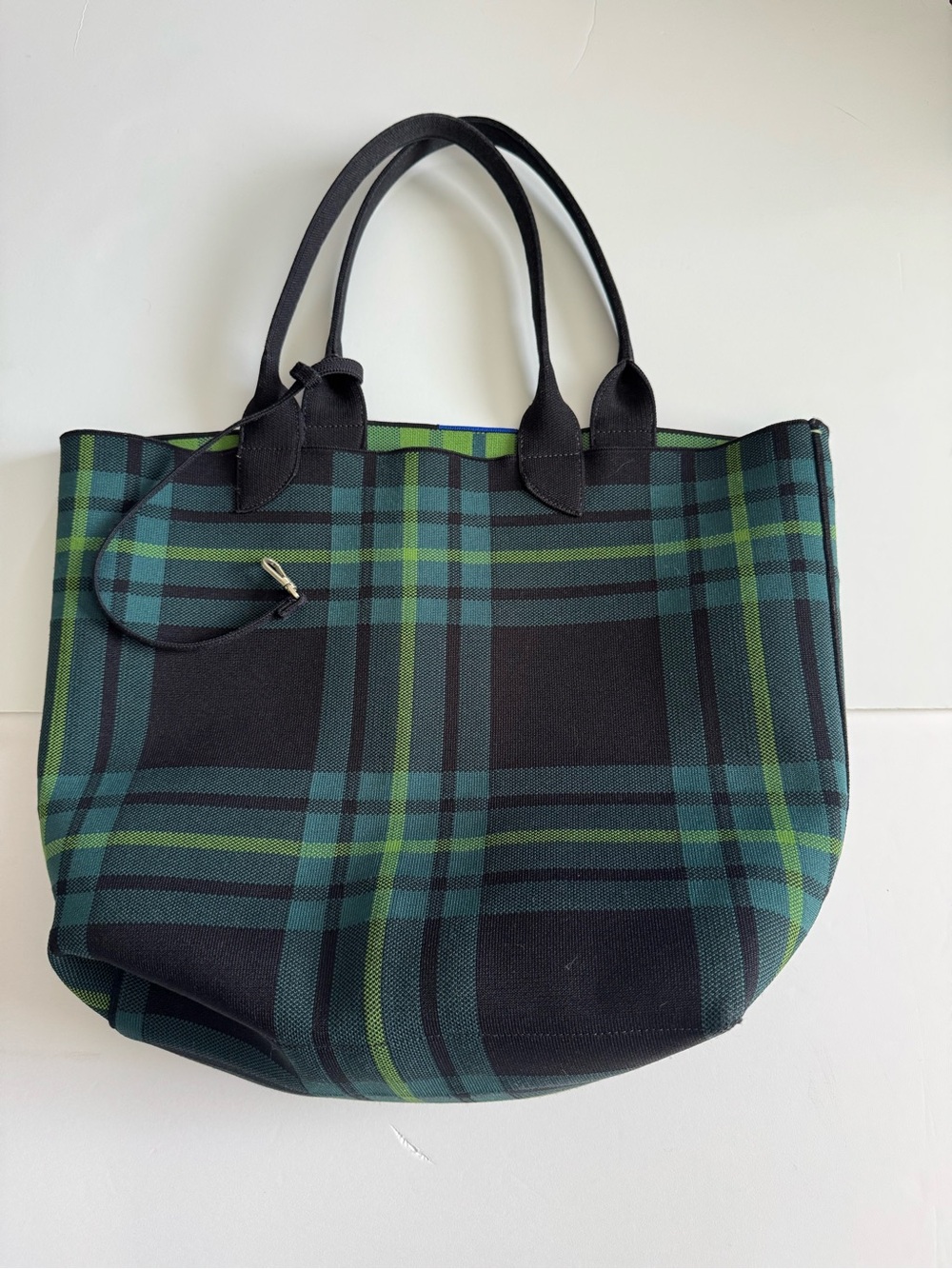 Mint 💚 Rothy’s Pine Tree green Plaid Reversible lightweight Tote LWT
